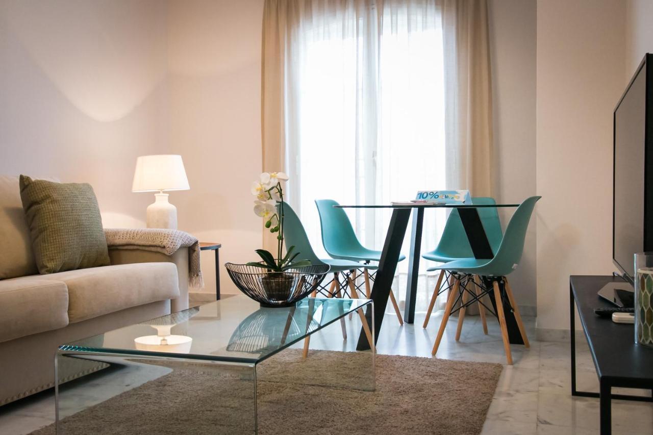 Holidays2Malaga Pena Parking & French Balcony & Smart Tv Экстерьер фото
